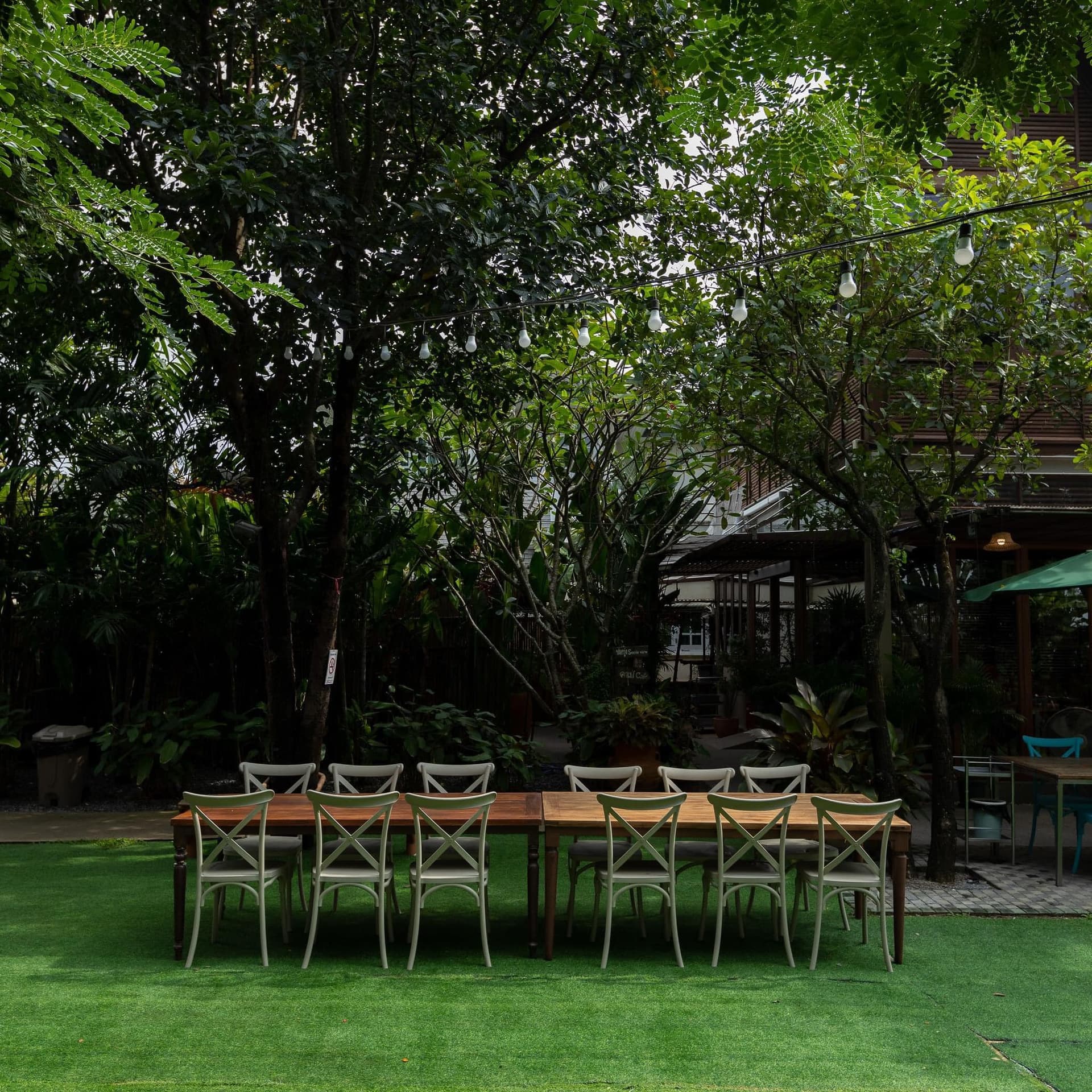 Treasure House Cafe & Restaurant Garden